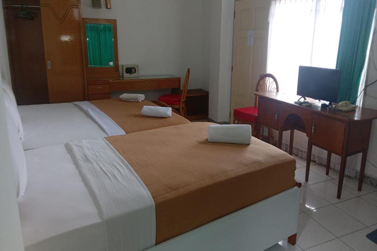 Hotel Asia Bukittinggi Ngoại thất bức ảnh